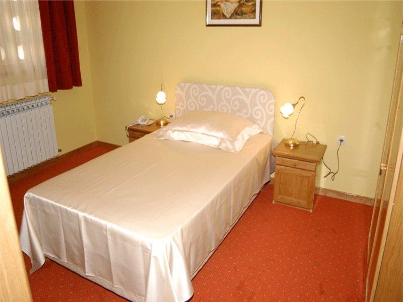 Ero Hotell Mostar Exteriör bild